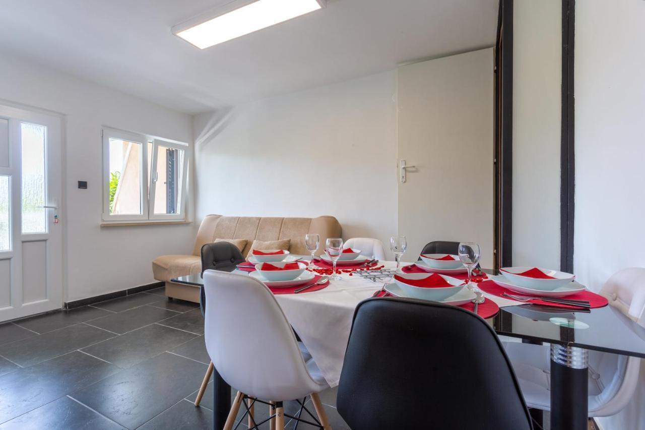 Smiljana Apartments Klimno Buitenkant foto